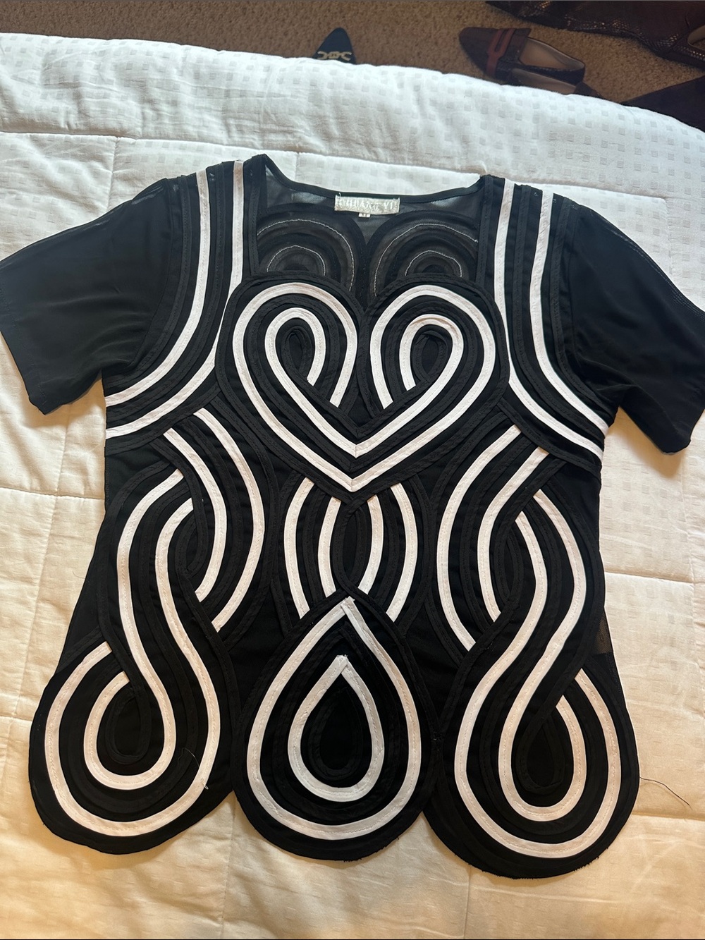 Black and White Short-Sleeve Sculpted Applique Top